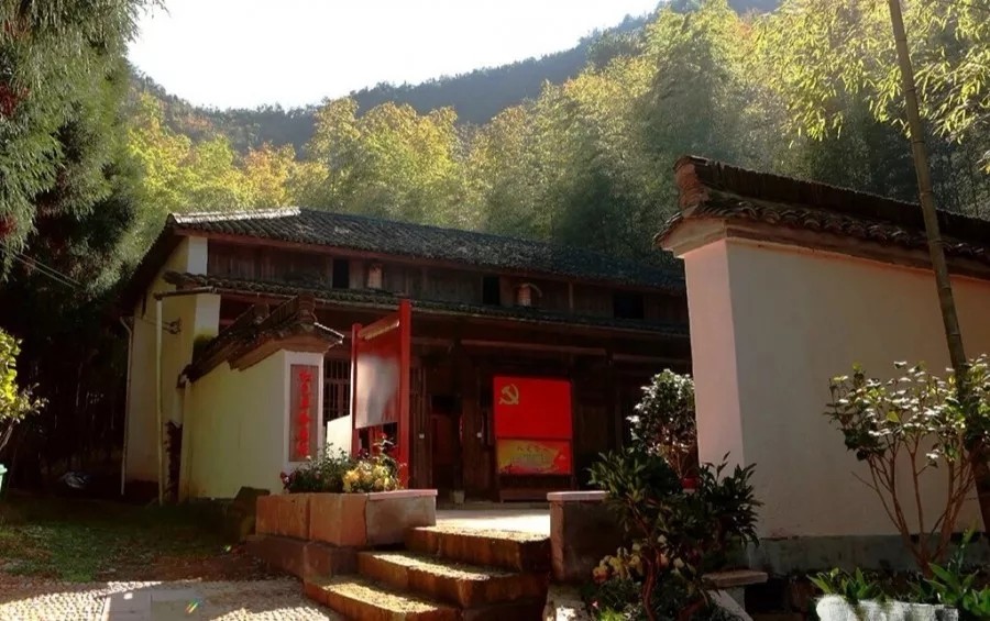 高端拉床,專用機床,內(nèi)拉床,外拉床,數(shù)控機床,自動化生產(chǎn)線,工業(yè)機器人,拉床,拉刀,自動化 高端拉床,專用機床,內(nèi)拉床,外拉床,數(shù)控機床,自動化生產(chǎn)線,工業(yè)機器人,拉床,拉刀,自動化