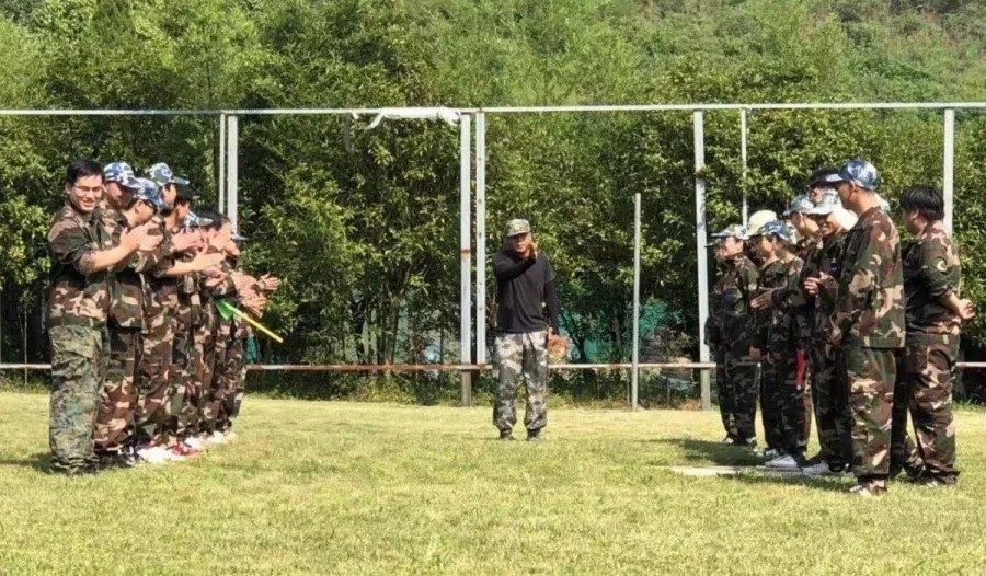 高端拉床,專用機床,內(nèi)拉床,外拉床,數(shù)控機床,自動化生產(chǎn)線,工業(yè)機器人,拉床,拉刀,自動化 高端拉床,專用機床,內(nèi)拉床,外拉床,數(shù)控機床,自動化生產(chǎn)線,工業(yè)機器人,拉床,拉刀,自動化