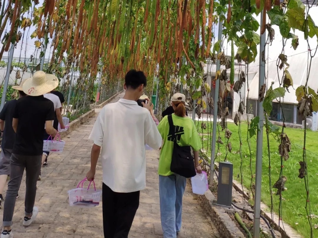 高端拉床,專用機床,內(nèi)拉床,外拉床,數(shù)控機床,自動化生產(chǎn)線,工業(yè)機器人,拉床,拉刀,自動化 高端拉床,專用機床,內(nèi)拉床,外拉床,數(shù)控機床,自動化生產(chǎn)線,工業(yè)機器人,拉床,拉刀,自動化