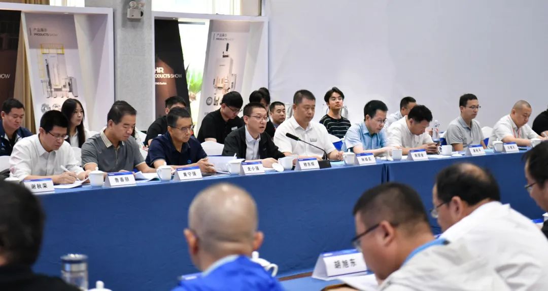拉床,拉刀,自動化,高端拉床,專用機(jī)床,內(nèi)拉床,外拉床,數(shù)控機(jī)床,自動化生產(chǎn)線,工業(yè)機(jī)器人