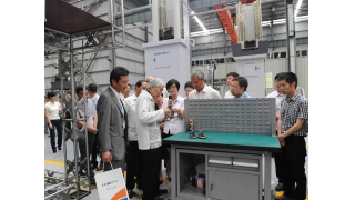 中國(guó)工程院院士潘健生、上海交大材料學(xué)院黨委書記徐洲一行調(diào)研企業(yè)